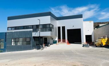 Nave industrial en venta 815m2  cerca del Parque Industrial Querétaro GPS