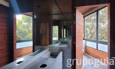 LOCAL EN RENTA EN LOMAS DE CHAMIZAL!!