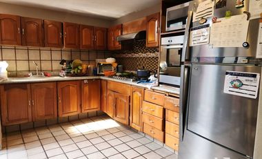 HERMOSA CASA EN VENTA EN LA COLONIA EL RETOÑO, ALCALDÍA IZTAPALAPA!