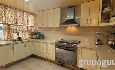 HERMOSA CASA A LA VENTA EN LA COLONIA REFORMA IZTACCIHUATL NORTE, ALCALDIA IZTACALCO!!