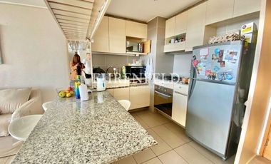 Costa de Montemar, departamento con vista despejada al mar.