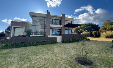 Venta de Casa en Casa de Campo La Calera