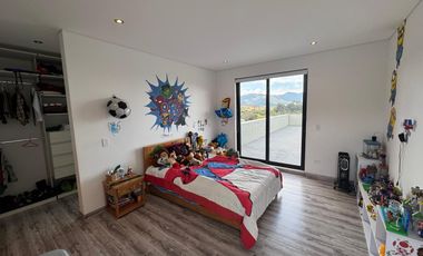 Alquiler Casa en La Calera - Macadamia del Río