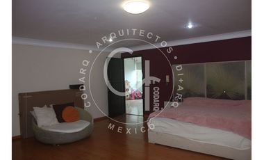Casa en renta con amplios espacios