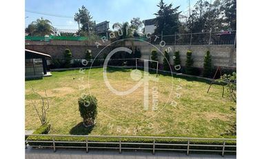 Casa en renta con amplios espacios
