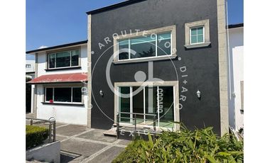 Casa en renta con amplios espacios