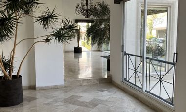 RENTA EXCLUSIVO DEPARTAMENTO LOMAS COUNTRY