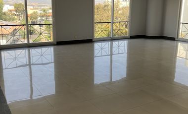 RENTA EXCLUSIVO DEPARTAMENTO LOMAS COUNTRY