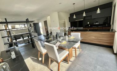 CASAS EN RESIDENCIAL SANTA FE