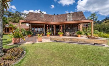 Casa para la Venta en el Retiro la Fe