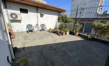 Casa 4 Ambientes con Cochera, Patio y Terraza Acepta permuta- Wilde