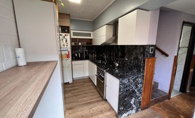 Casa 3 ambientes VENTA Lomas de Zamora