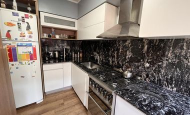 Casa 3 ambientes VENTA Lomas de Zamora