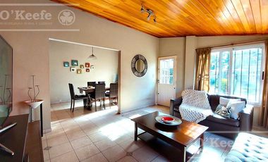 Casa en venta  - Berazategui- Sobre Av  Nestor Kirchner ideal 2 familias