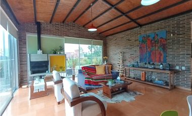 Se Vende Casa Campestre en Envigado Altos Del Escobero