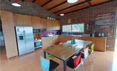 Se Vende Casa Campestre en Envigado Altos Del Escobero