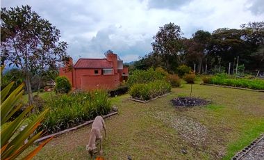Se Vende Casa Campestre en Envigado Altos Del Escobero