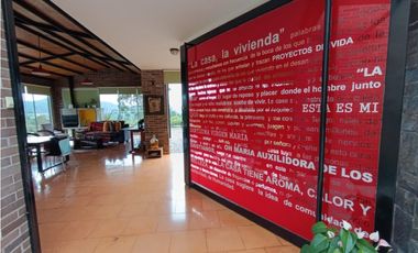Se Vende Casa Campestre en Envigado Altos Del Escobero
