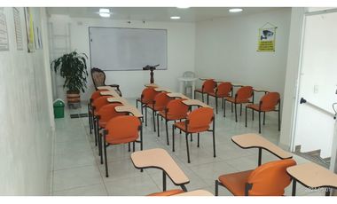 CASA COMERCIAL EN VENTA, SECTOR QUINTAS DE LA LAGUNA