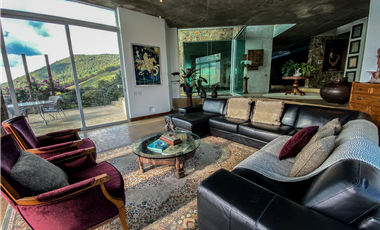 Casa para la Venta en El Poblado las Palmas