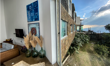 Casa para la Venta en El Poblado las Palmas