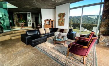 Casa para la Venta en El Poblado las Palmas
