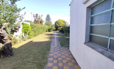 Casa en Moldes al 200, Llavallol