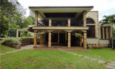 Casa en el Poblado sector el Campestre en Venta