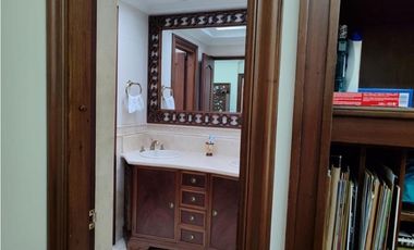 Casa en el Poblado sector el Campestre en Venta