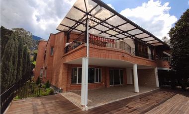 Casa en Venta en el Poblado La Calera