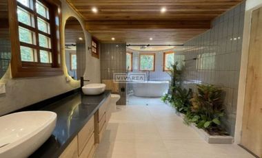 Se Vende casa campestre remodelada en Envigado Escobero