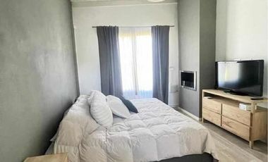 Casa en venta - 3 Dormitorios 3 Baños - 258Mts2 -Terreno 10,600- Monte