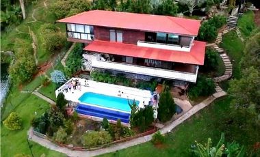 Casa en el Peñol Guatape en Venta