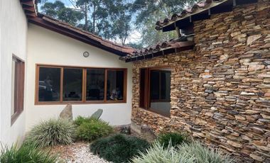Casa en Caldas sector la Tablaza en Venta