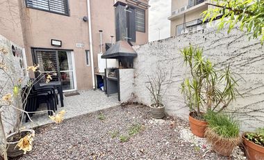 Duplex en venta actualizado en Escobar con PATIO,  PARRILLA Y COCHERA