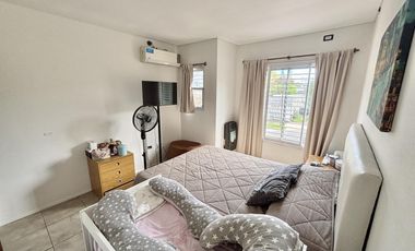 Duplex en venta actualizado en Escobar con PATIO,  PARRILLA Y COCHERA