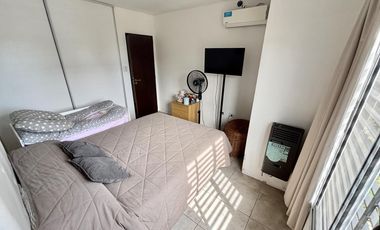 Duplex en venta actualizado en Escobar con PATIO,  PARRILLA Y COCHERA