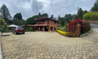 Casa rústica en el Retiro La Fe para la Venta