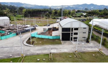 Bodega para la Venta en La Ceja Vereda Guamito