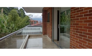 Casa para la Venta en El Poblado Palmas