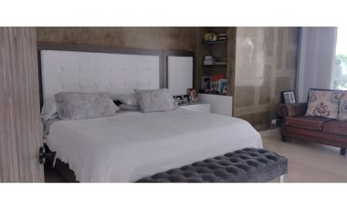 Casa para la Venta en El Poblado Palmas