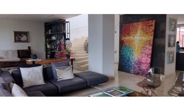 Casa para la Venta en El Poblado Palmas