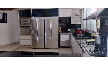 Casa para la Venta en El Poblado Palmas
