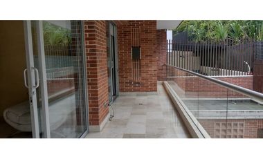 Casa para la Venta en El Poblado Palmas