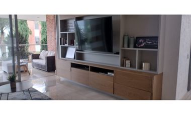 Casa para la Venta en El Poblado Palmas