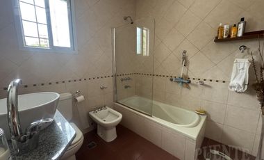 Casa en Lomas de Zamora Este