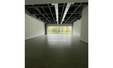 Locales Comerciales Sector Poblado Las Palmas en Arriendo