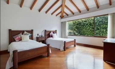 Casa para la Venta en el Poblado San Lucas