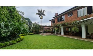 Casa para la Venta en el Poblado San Lucas