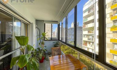 Departamento  de  3 dormitorios. Piso Exclusivo- Centro